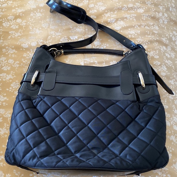 Beautiful Burberry black bag, bought in London in early 2000, like new! - Picture 3 of 7